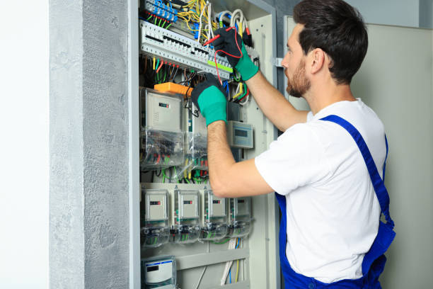 Best Affordable Emergency Electrician  in Maize, KS